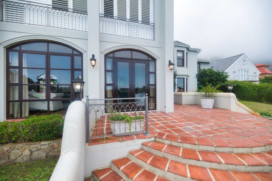 7 Bedroom Property for Sale in Voelklip Western Cape